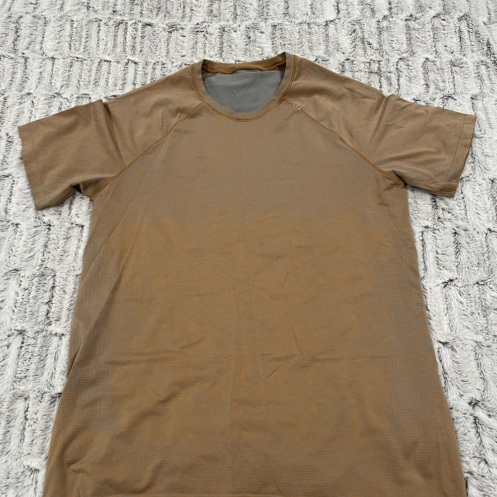 Lululemon Metal Vent Tech Short Sleeve Large